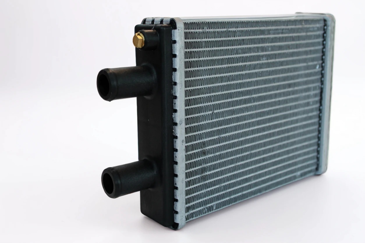 radiator-dlya-avtomobilya-liaz-nefaz-i-modifikaczij-tehnologiya-nocolok-2